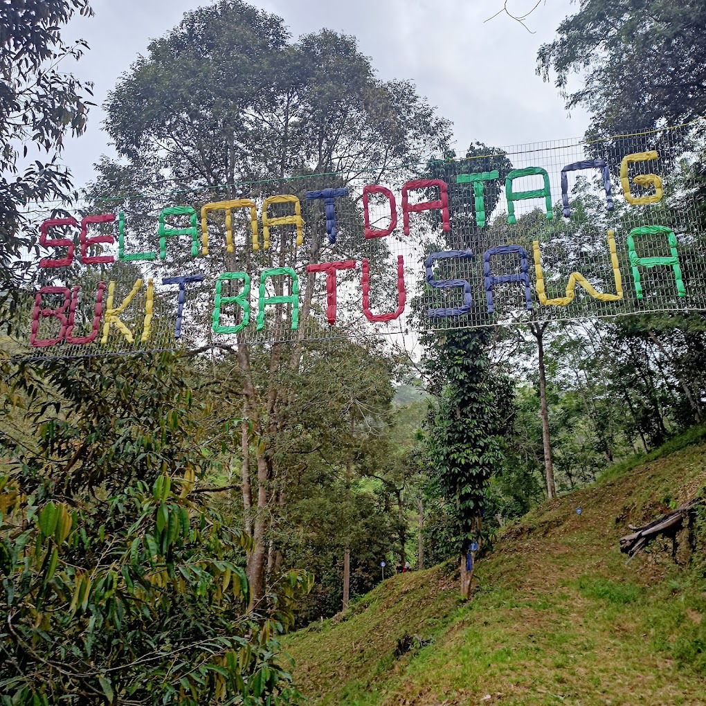 Gambar Bukit Batu Sawa