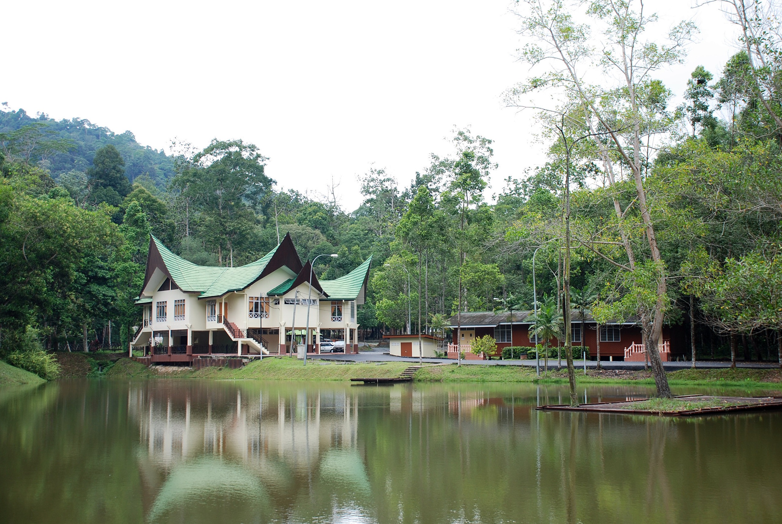 Gambar De Bana Recreational Forest