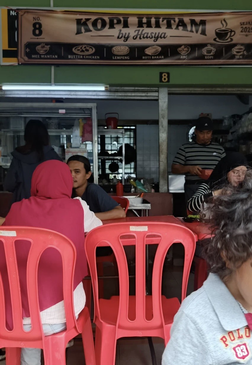 Gambar galeri Kopi Hitam by Hasya