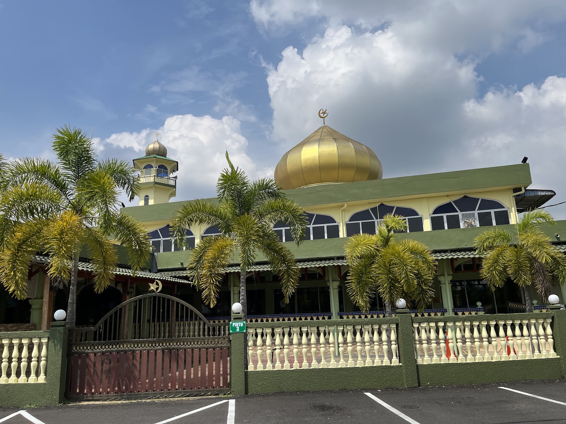 Gambar Masjid Jamiul Ehsani, Kampung Sijangkang