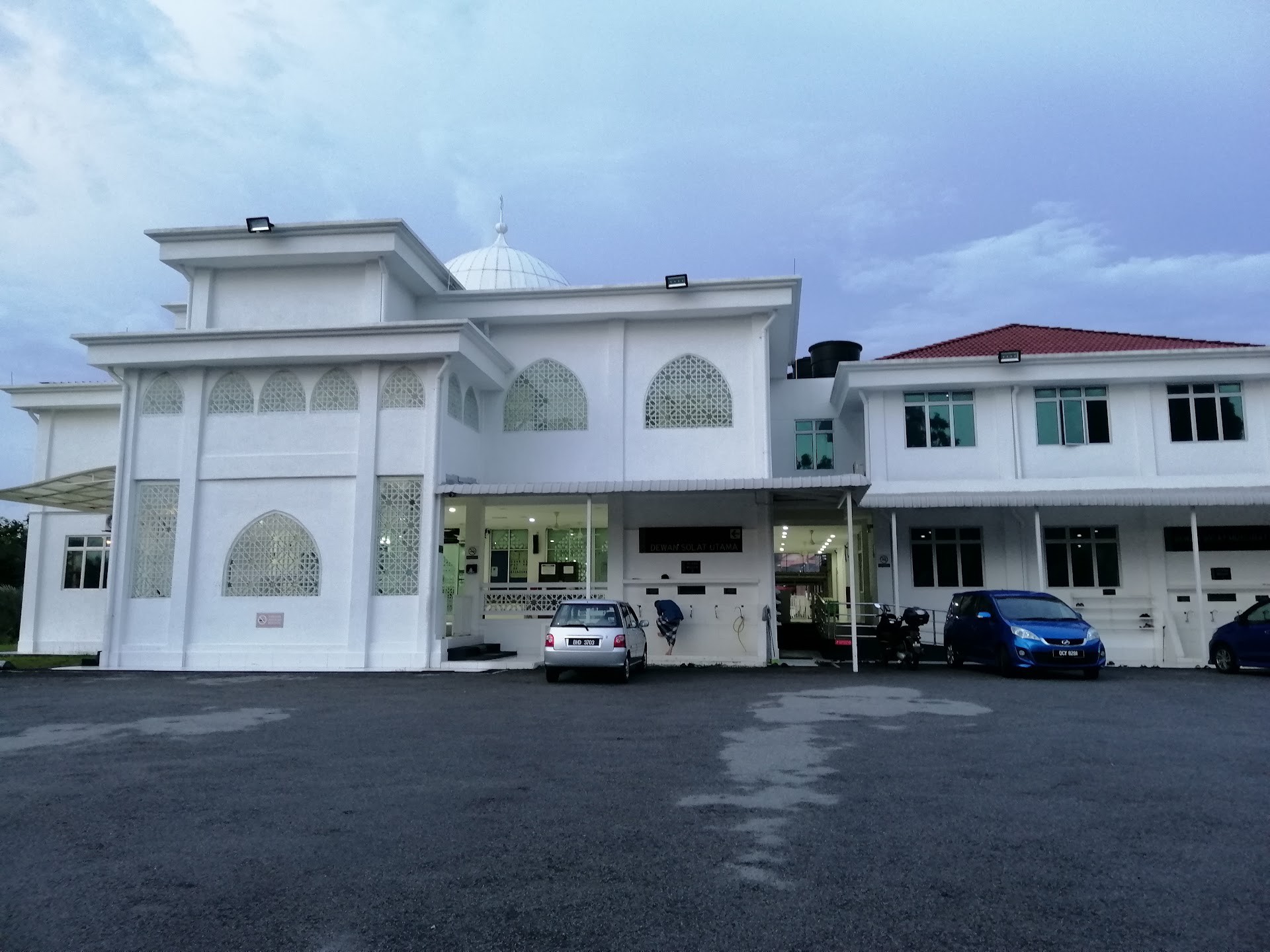 Gambar Masjid Al-Quddus