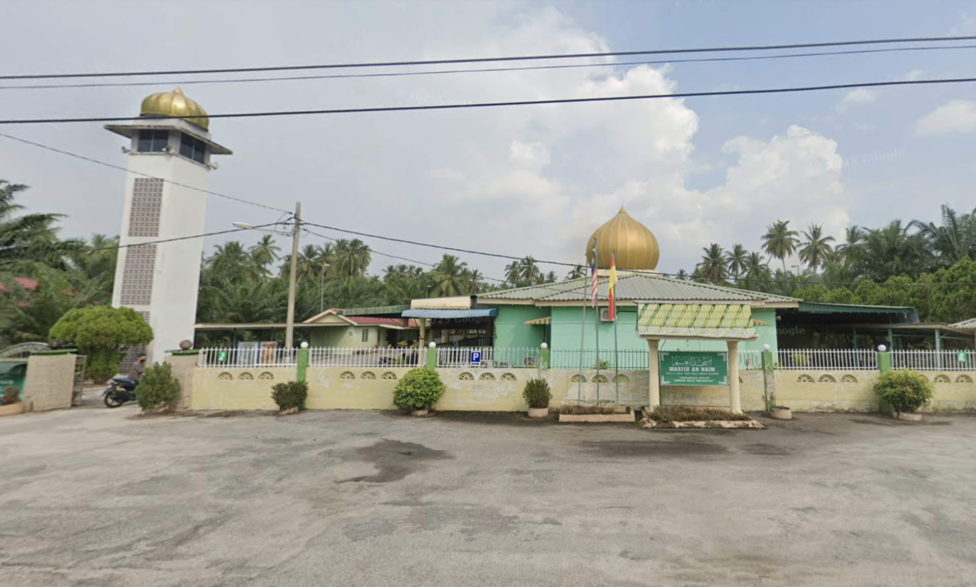 Gambar An-Naim Batu 37 Darat