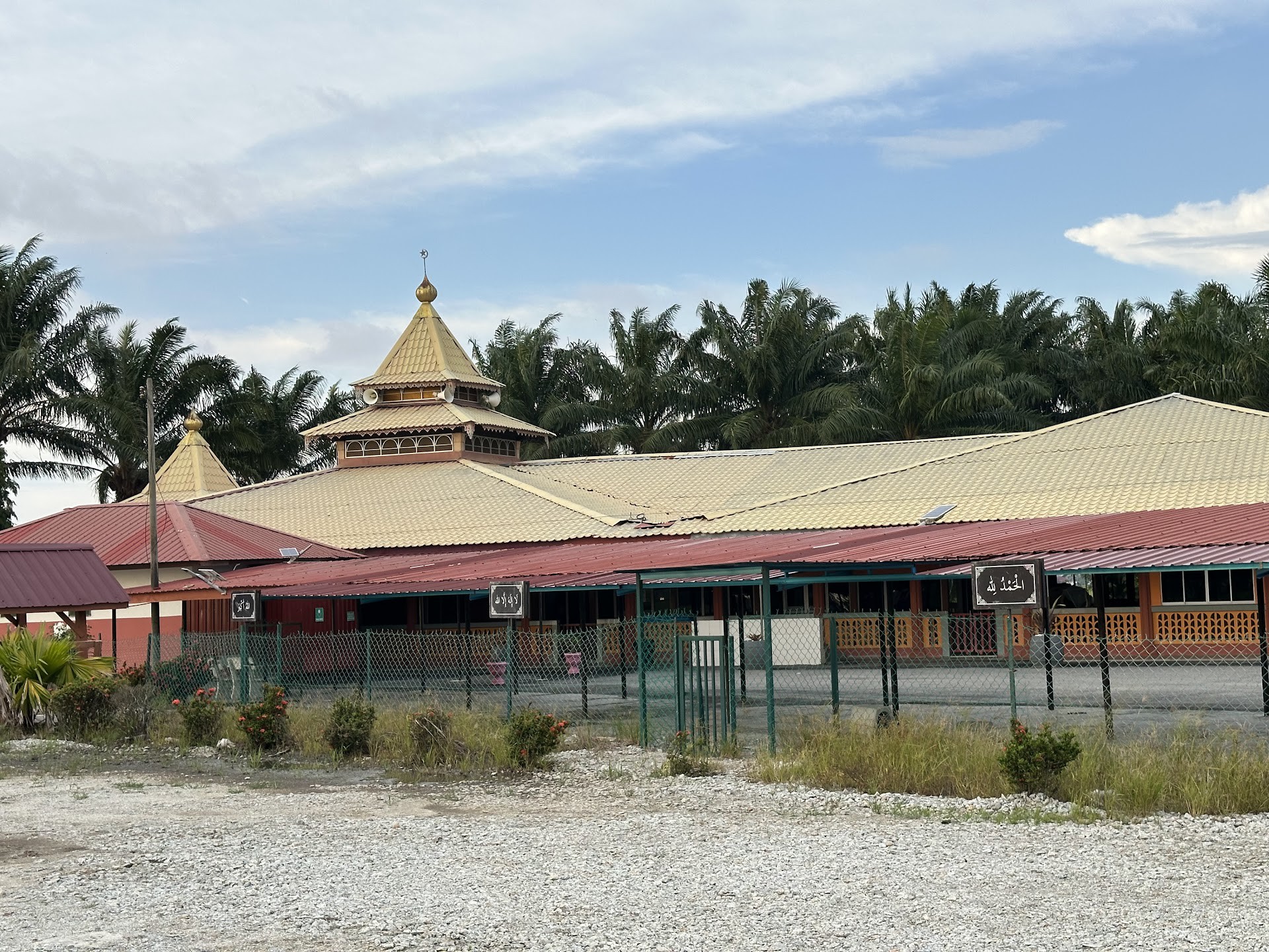 Gambar Peket 100, Sungai Nipah