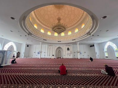 Gambar Tengku Kelana Jaya Petra Mosque