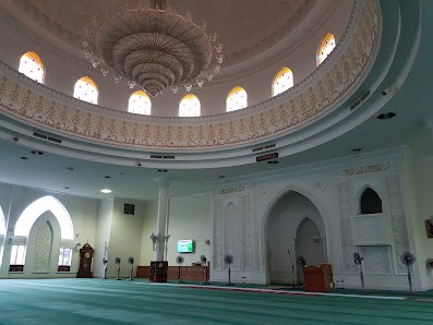 Gambar utama Tengku Kelana Jaya Petra Mosque