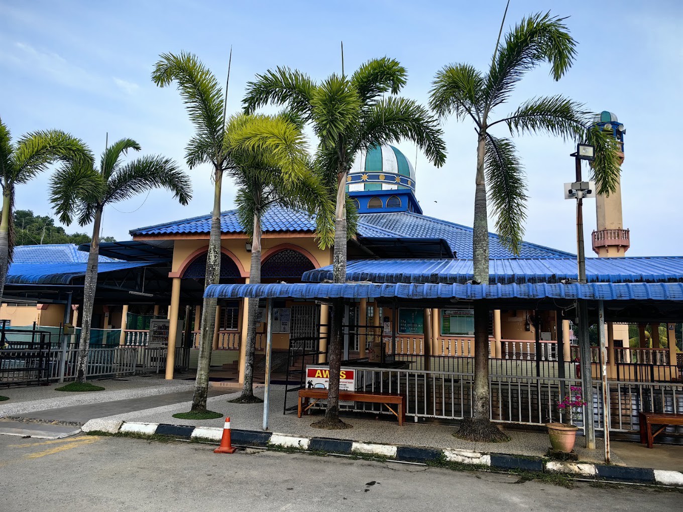 Gambar Masjid Kampung Cherating
