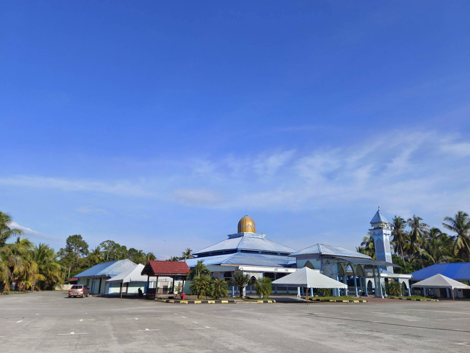 Masjid Kampung Jaya Gading — Pandangan luaran