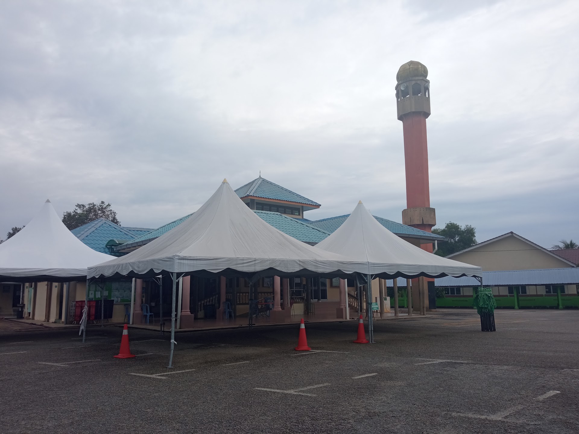 Gambar Masjid Kampung Kempadang