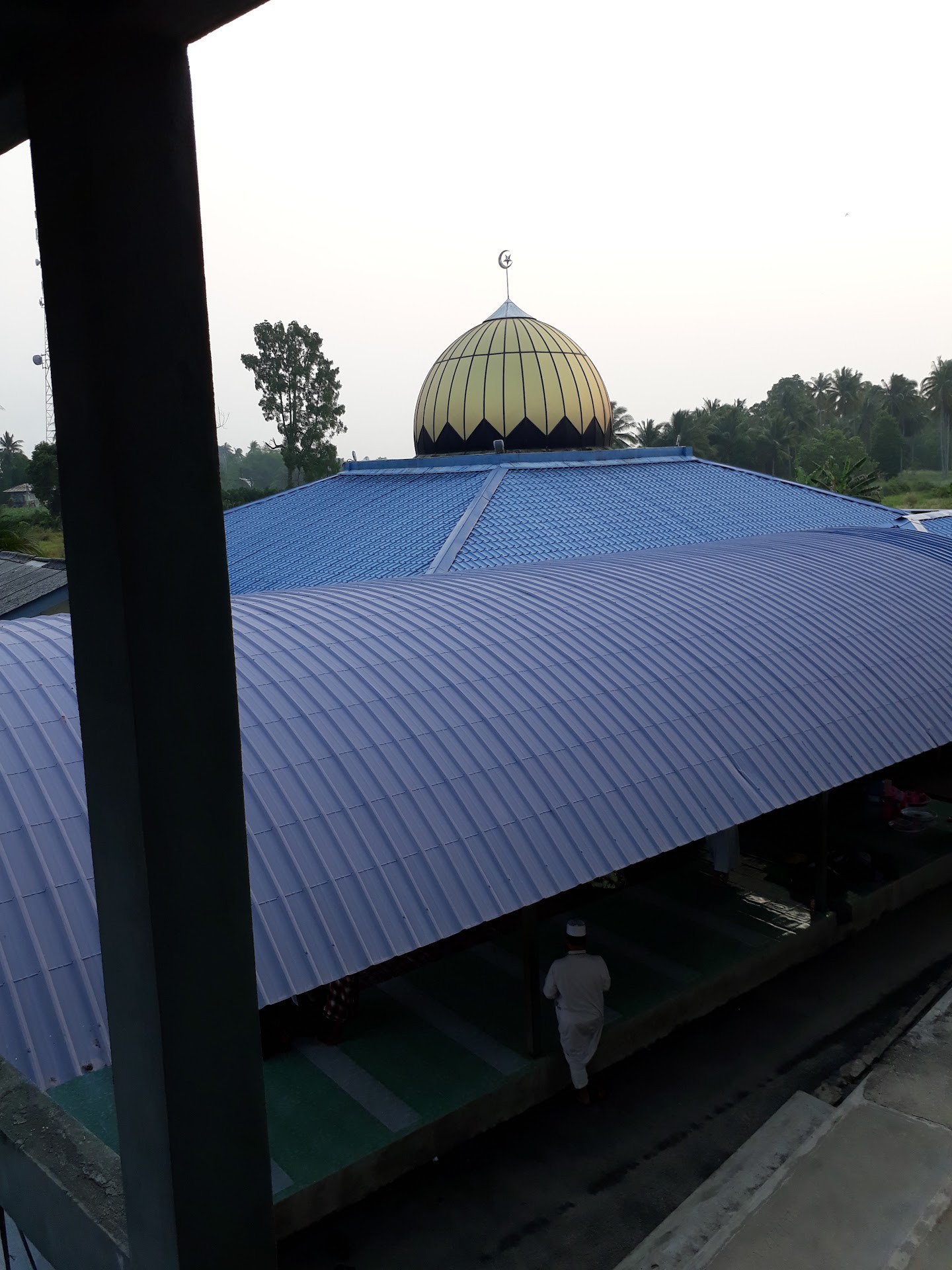 Masjid Kampung Soi — Pandangan luaran
