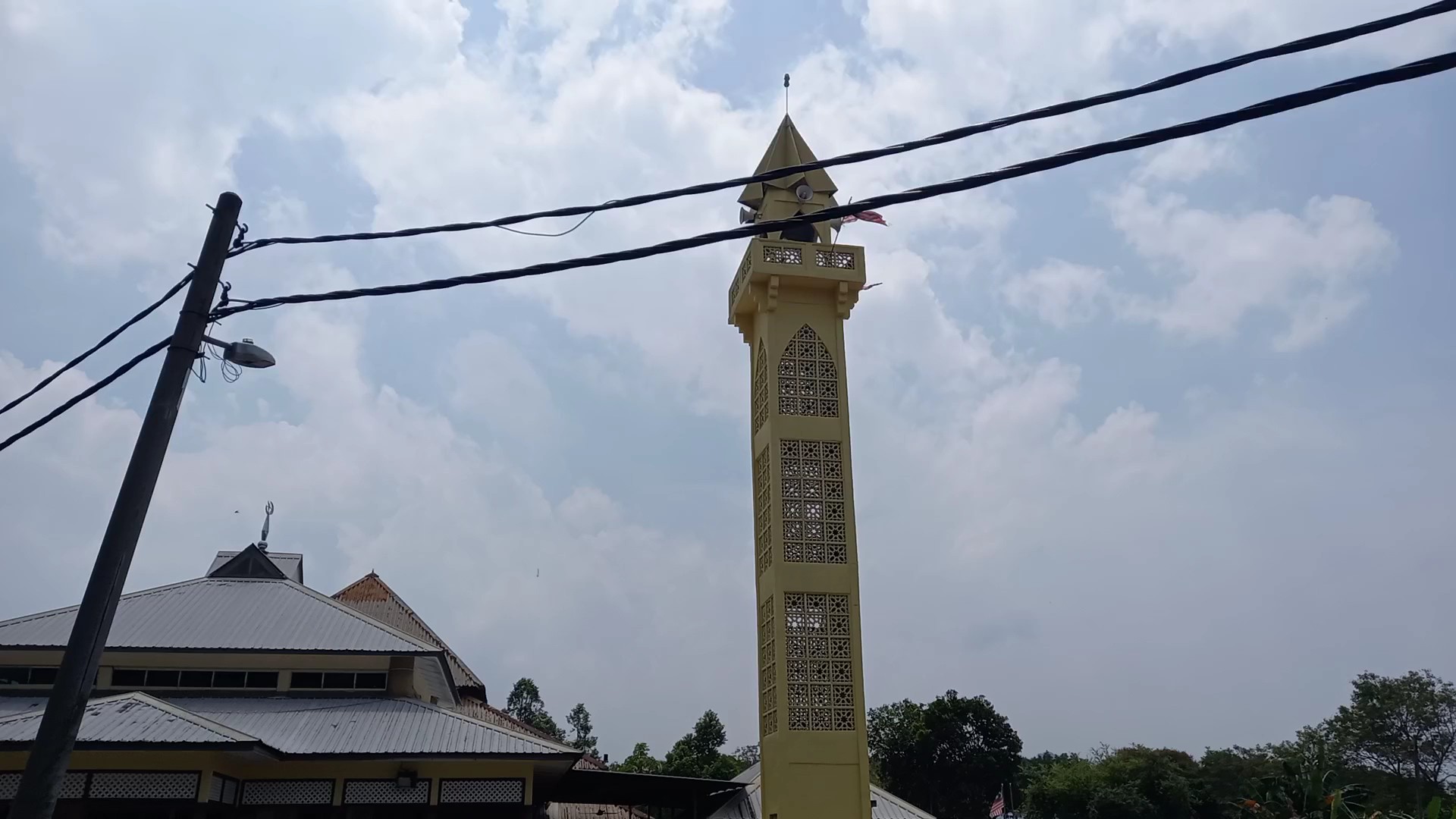 Masjid Tanjung Api — Pandangan luaran