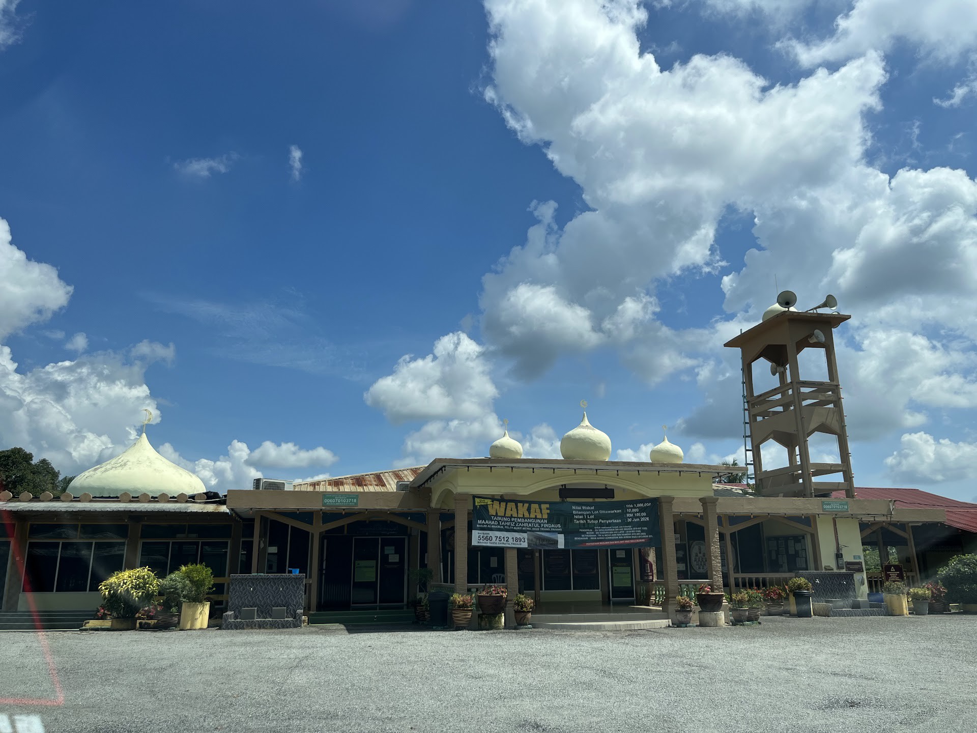 Gambar Masjid Makmur FELDA Bukit Mendi