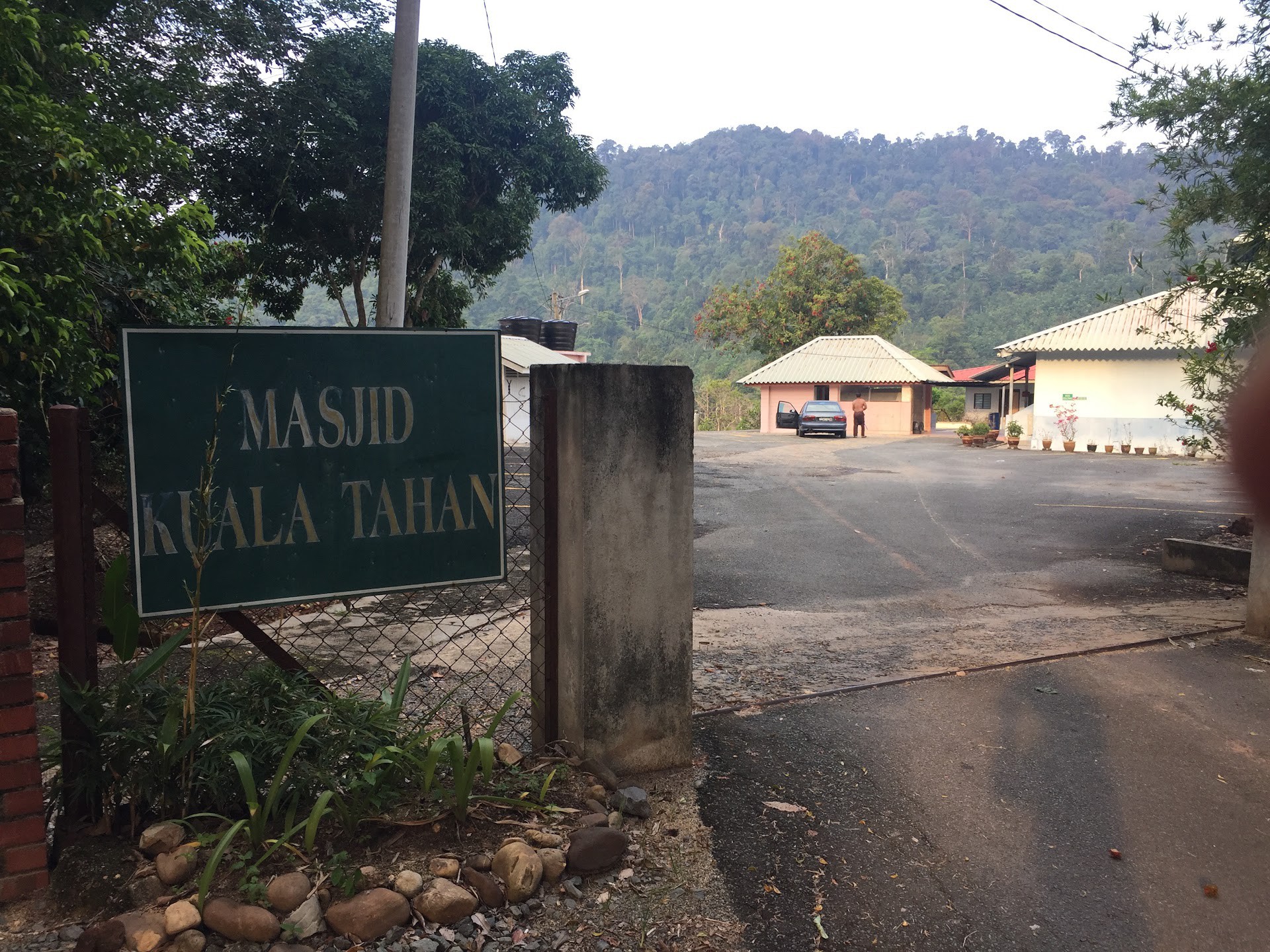 Masjid Kampung Kuala Tahan — Pandangan luaran