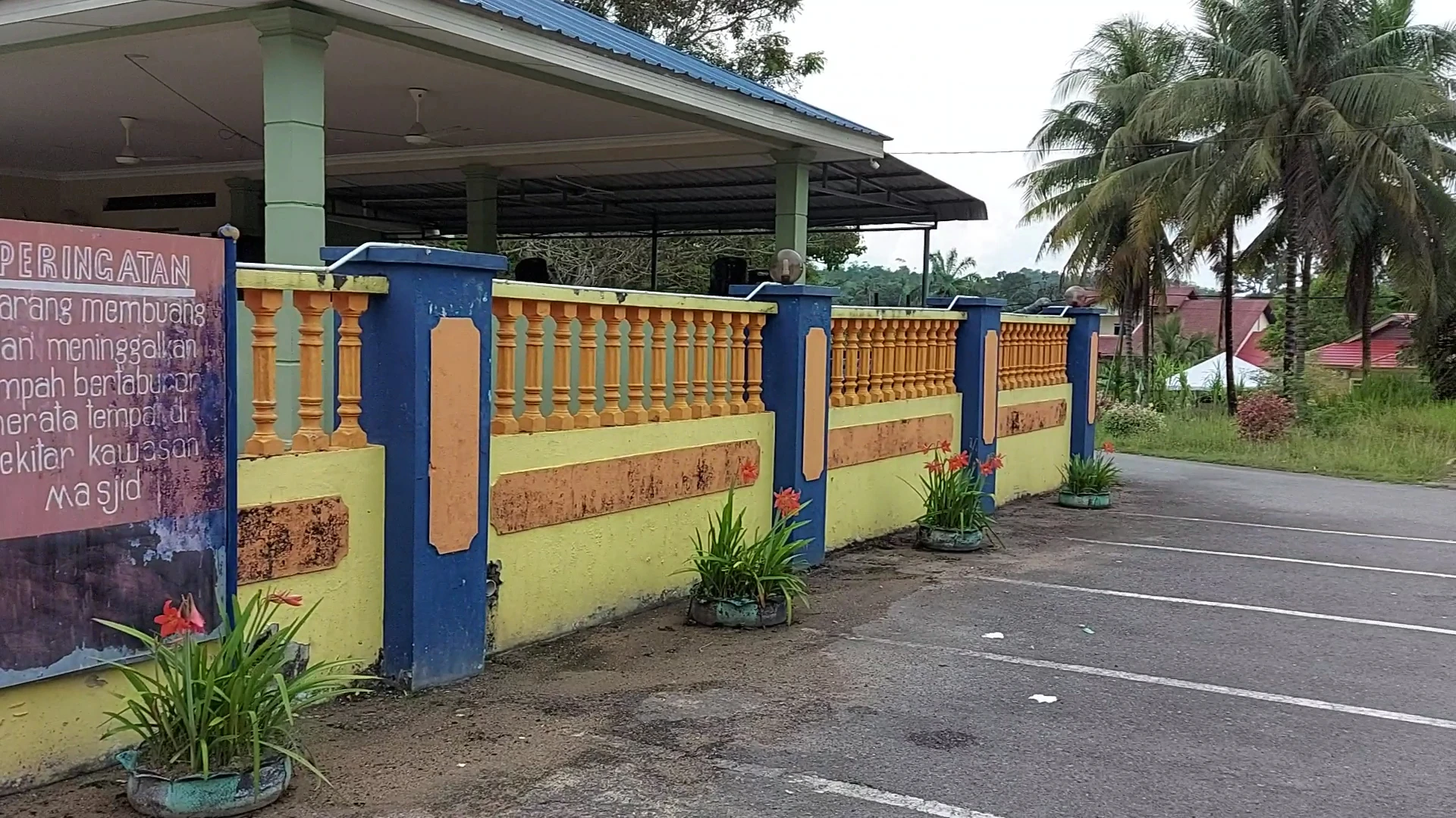 Masjid Batu 6 Penjom — Pandangan luaran