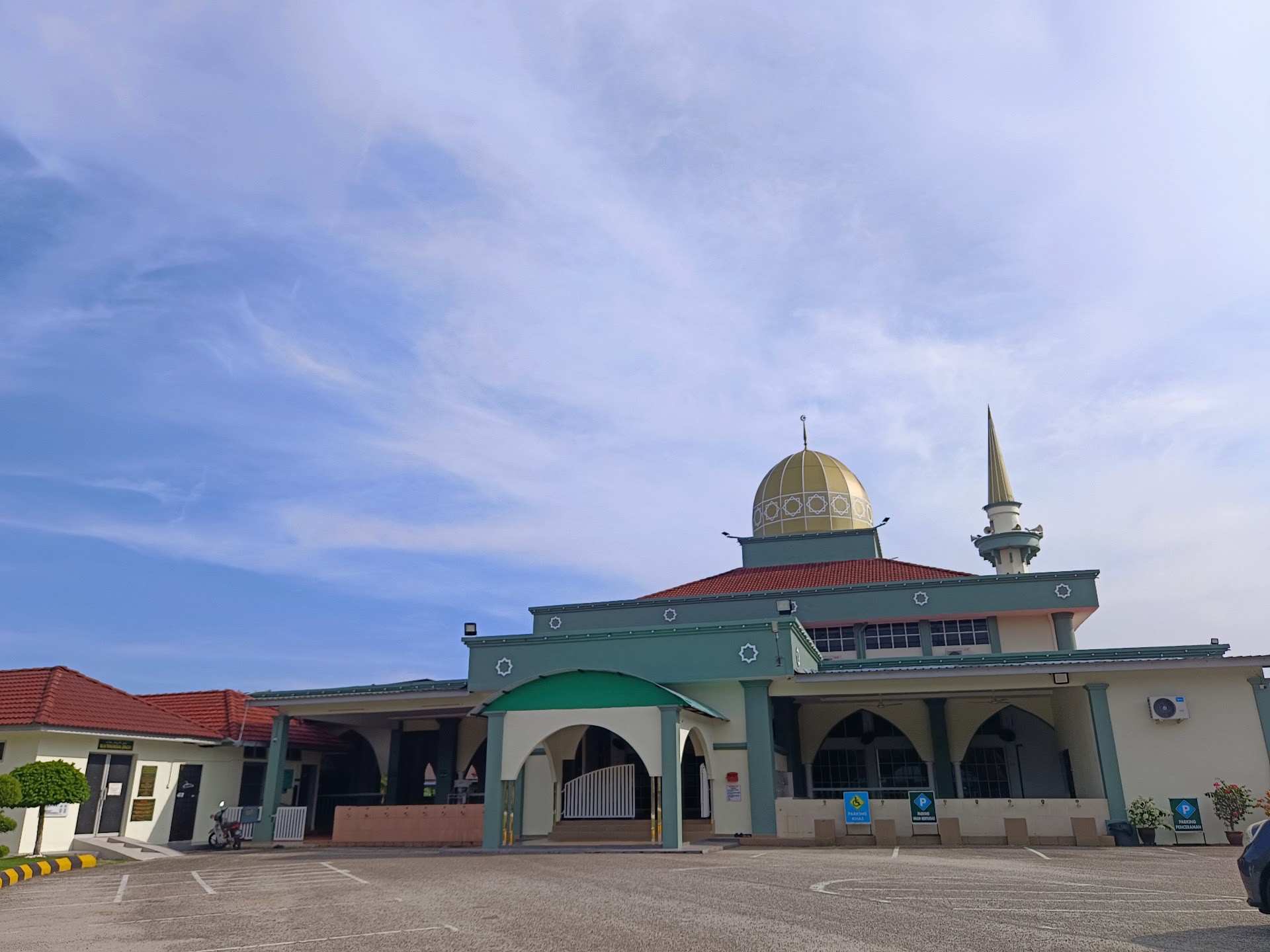 Gambar Masjid Kampung Pulau Serai