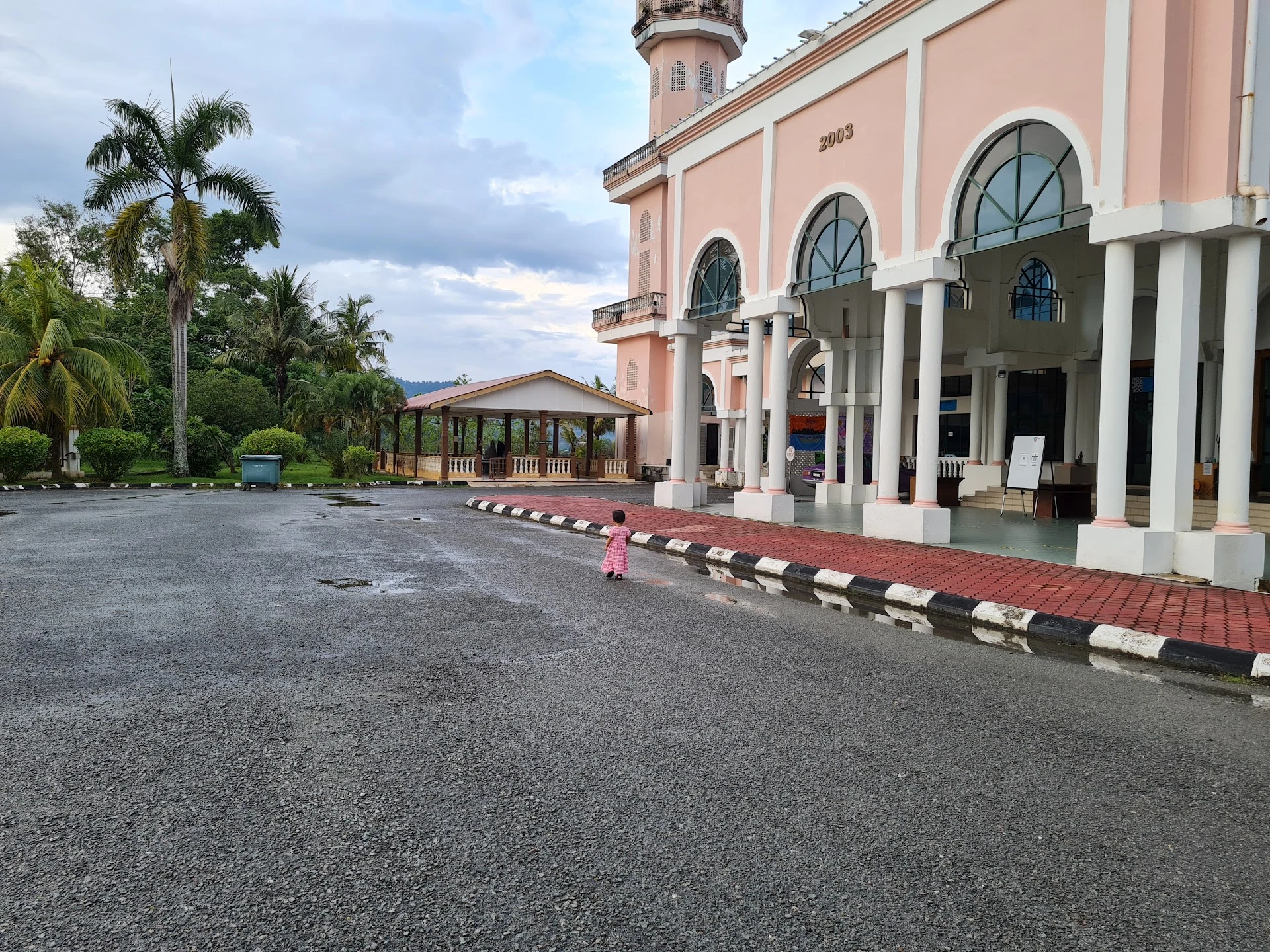 Gambar Masjid Tengku Abu Bakar