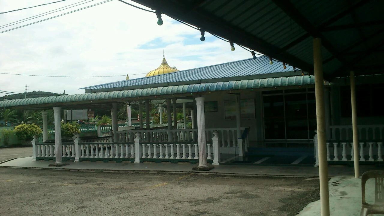Gambar Masjid Kampung Gau Baru