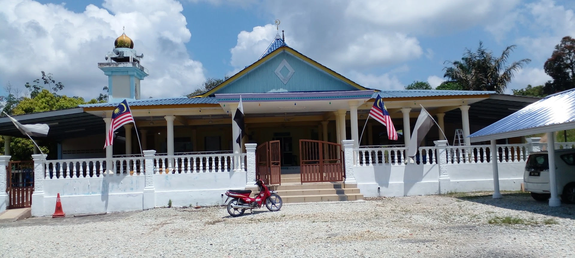 Gambar Masjid Kampung Teris