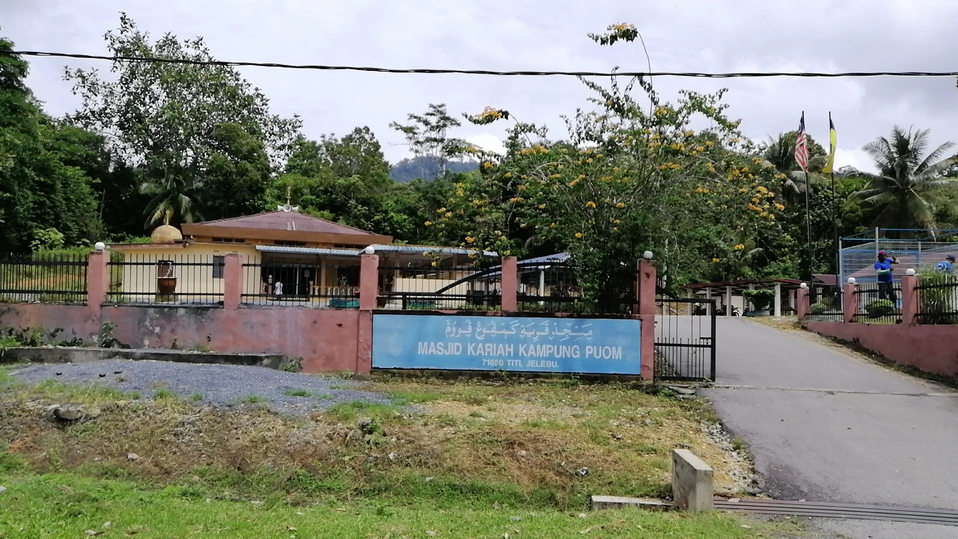 Gambar Masjid Kariah Puom