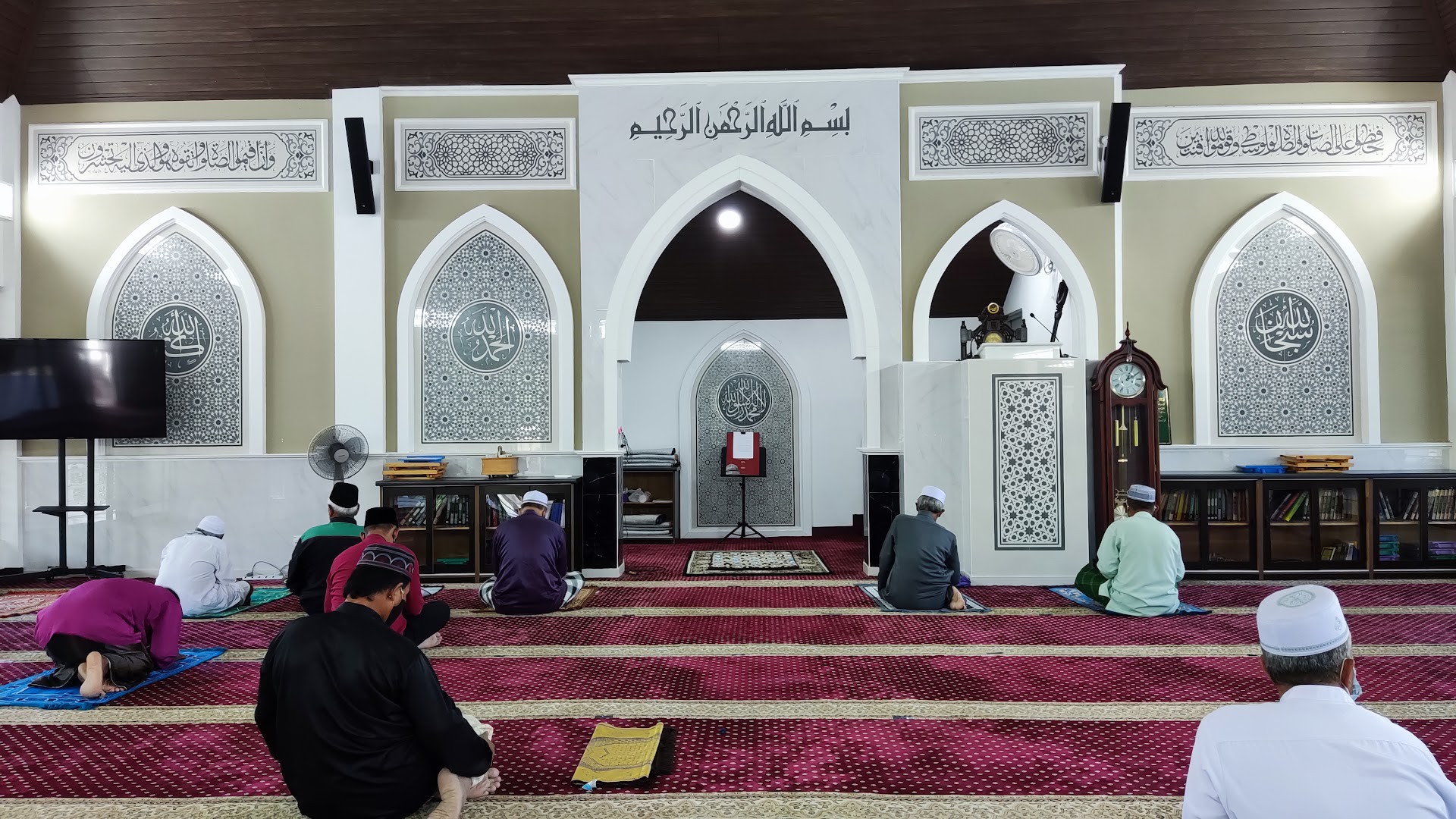 Gambar Masjid Kariah Teriang