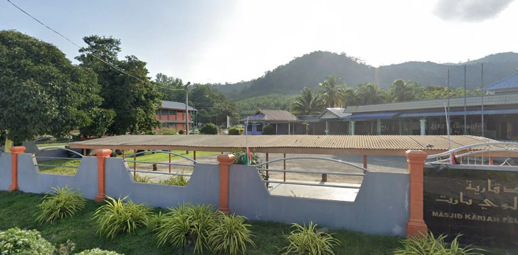 Gambar Masjid Kariah FELDA Lui Barat