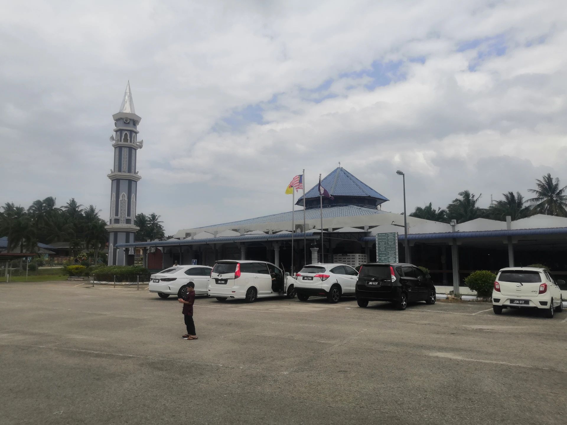Gambar Masjid Nurul Iman Kariah FELDA Palong 9,10,11
