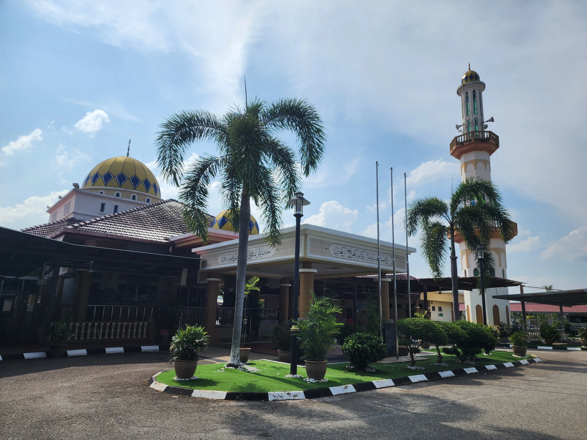 Gambar Masjid Al-Firdaus Kariah Melang