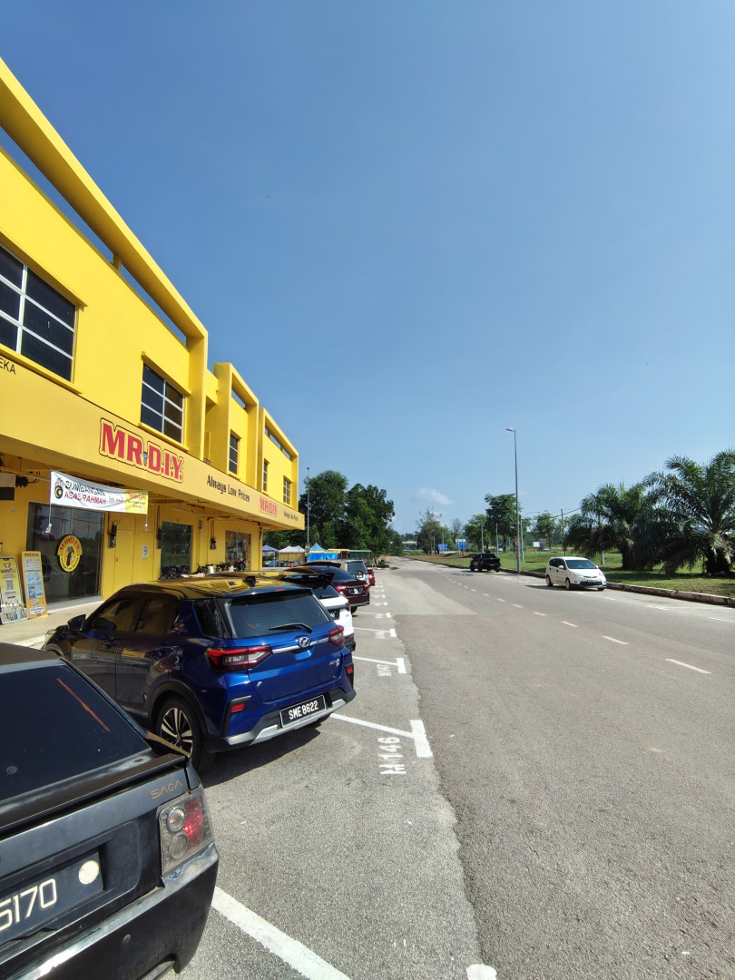 Gambar utama Mr D.I.Y.