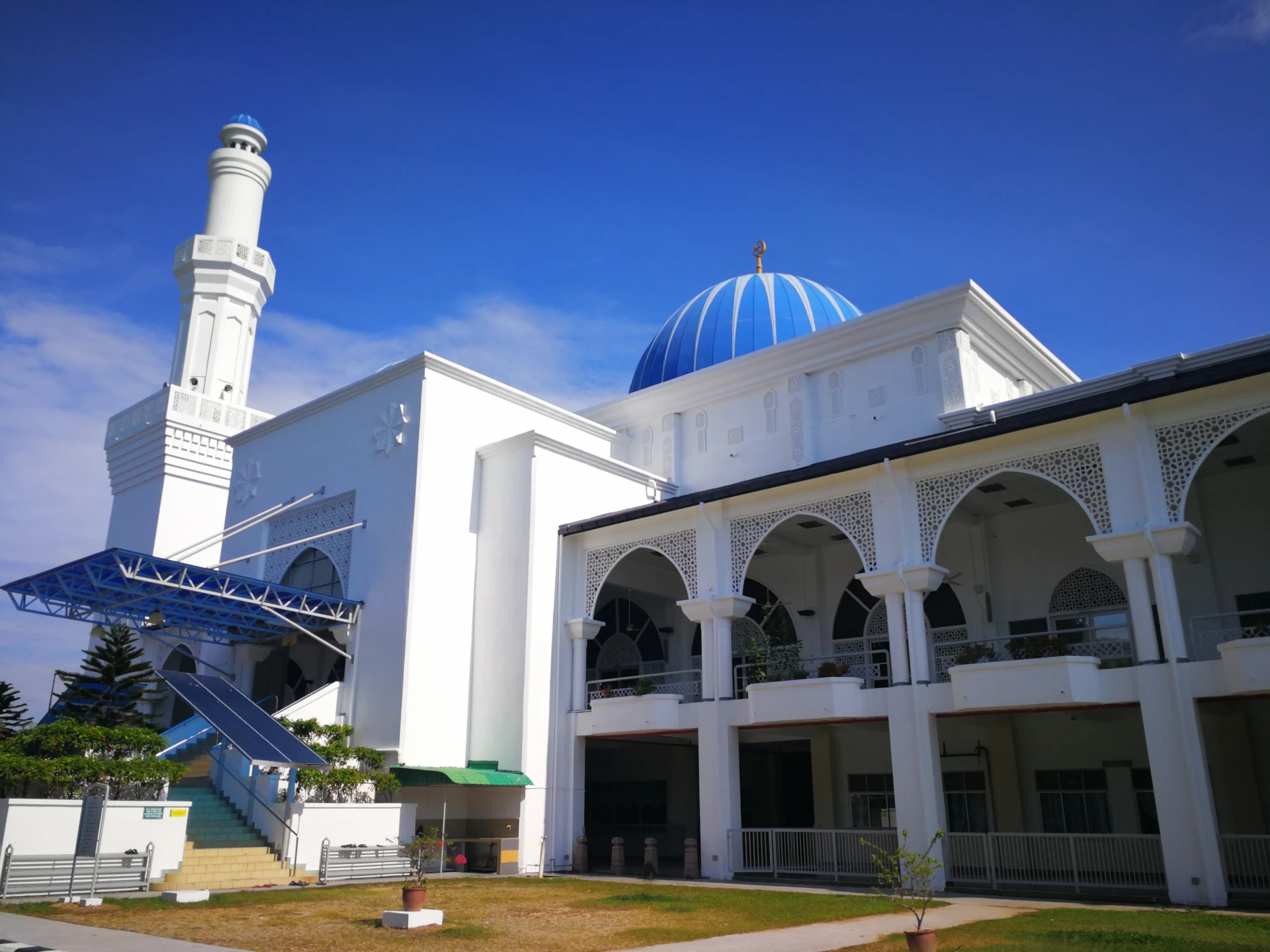 Gambar Masjid Dato' Penghulu Menteri Sg Ujong Kuarters Klia