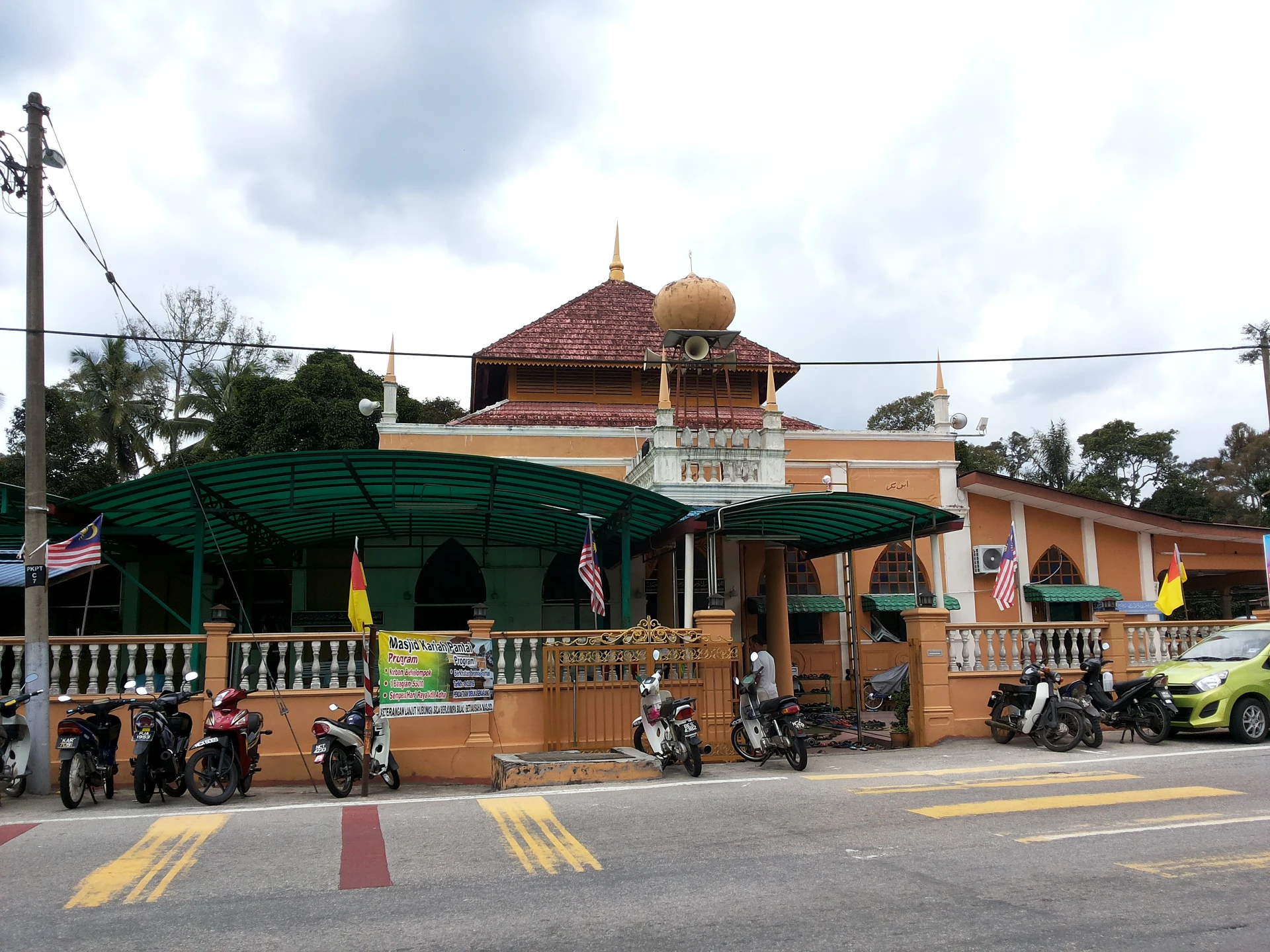 Gambar Masjid Kariah Pantai