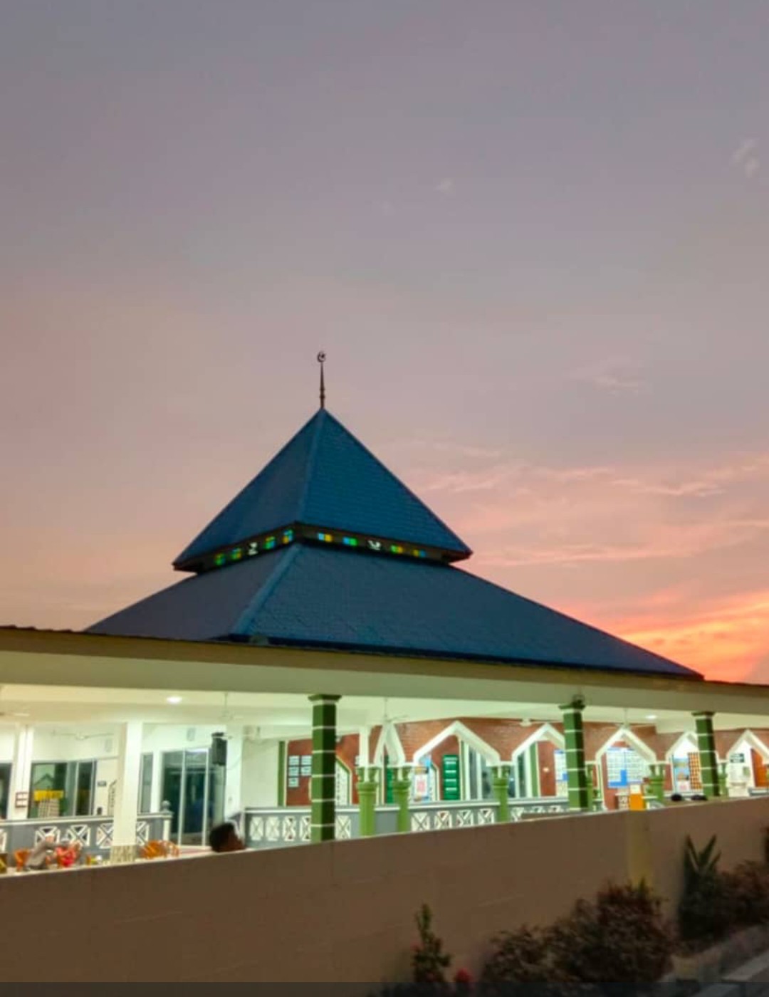 Gambar Masjid Kariah Pekan Mantin