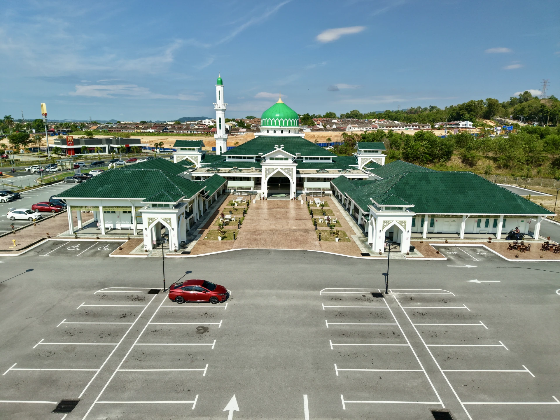 Gambar Masjid Muhammad Al-Fateh Forest Height