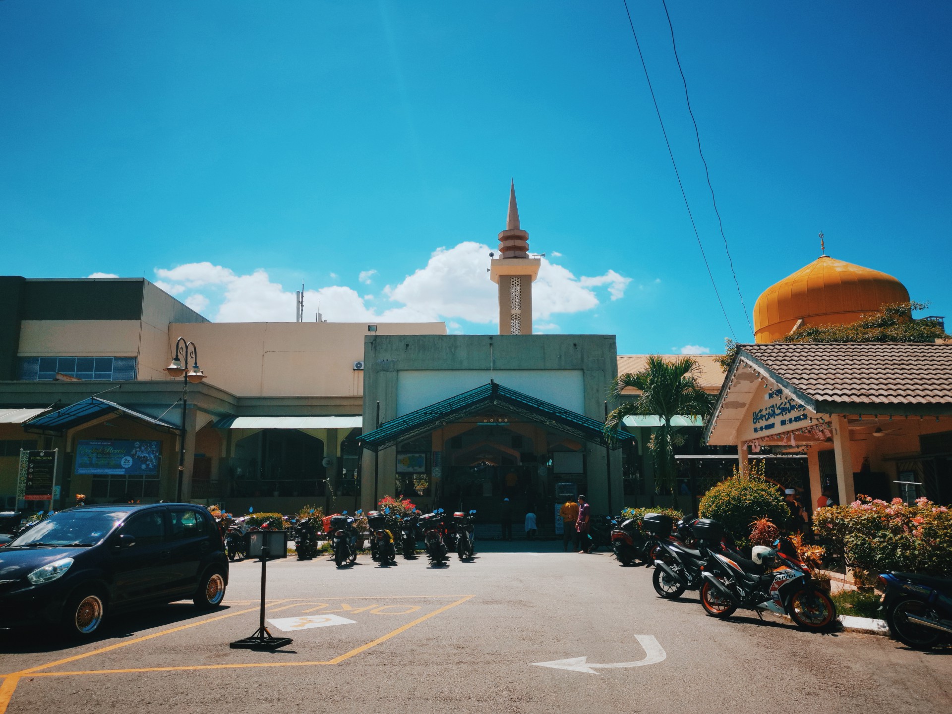 Gambar Masjid Muadz Bin Jabal