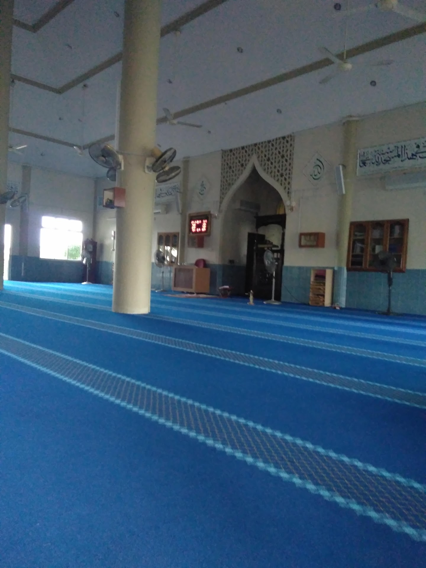 Gambar Masjid Al-Muttaqin