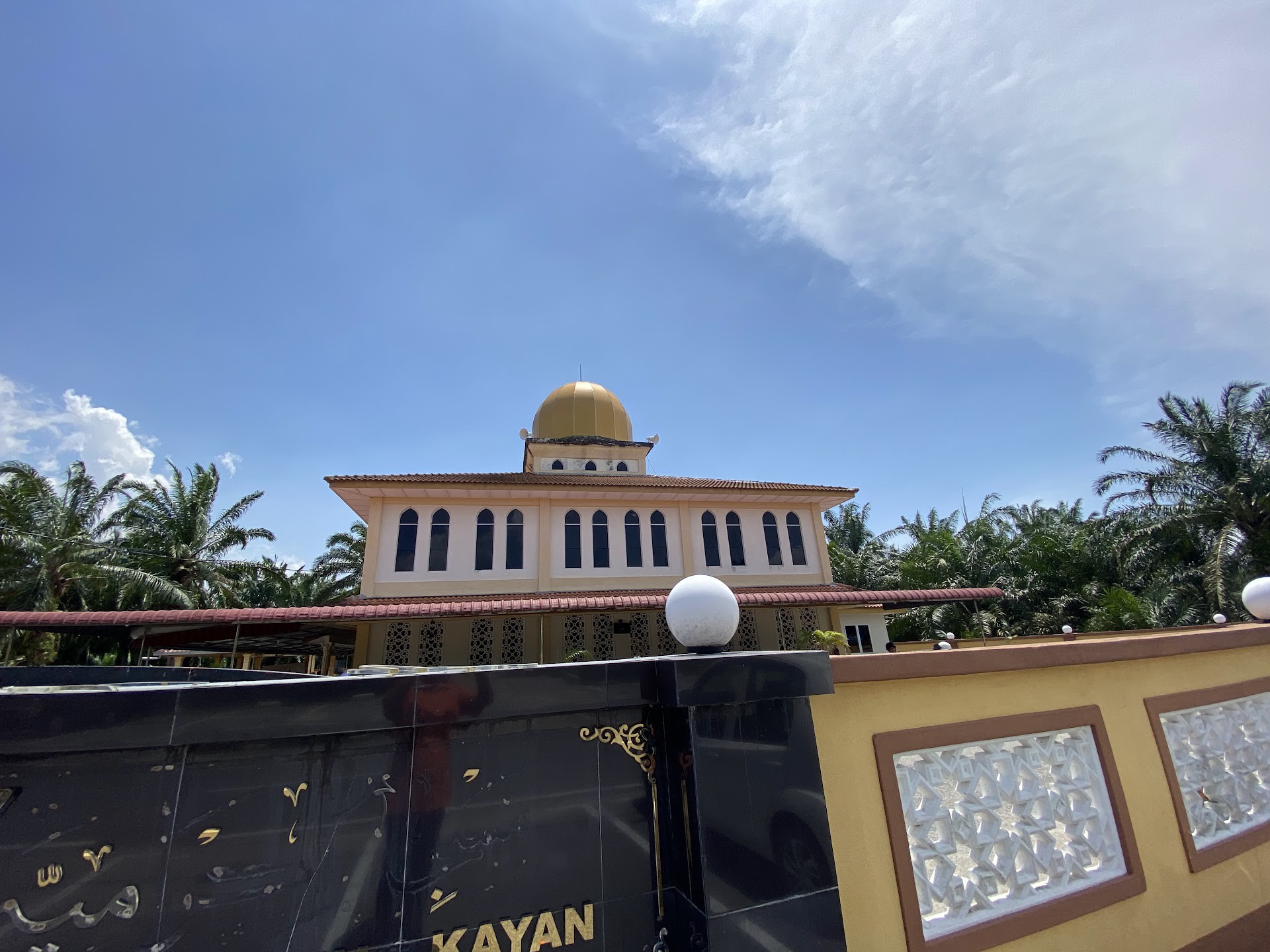 Gambar Masjid Ikramiah