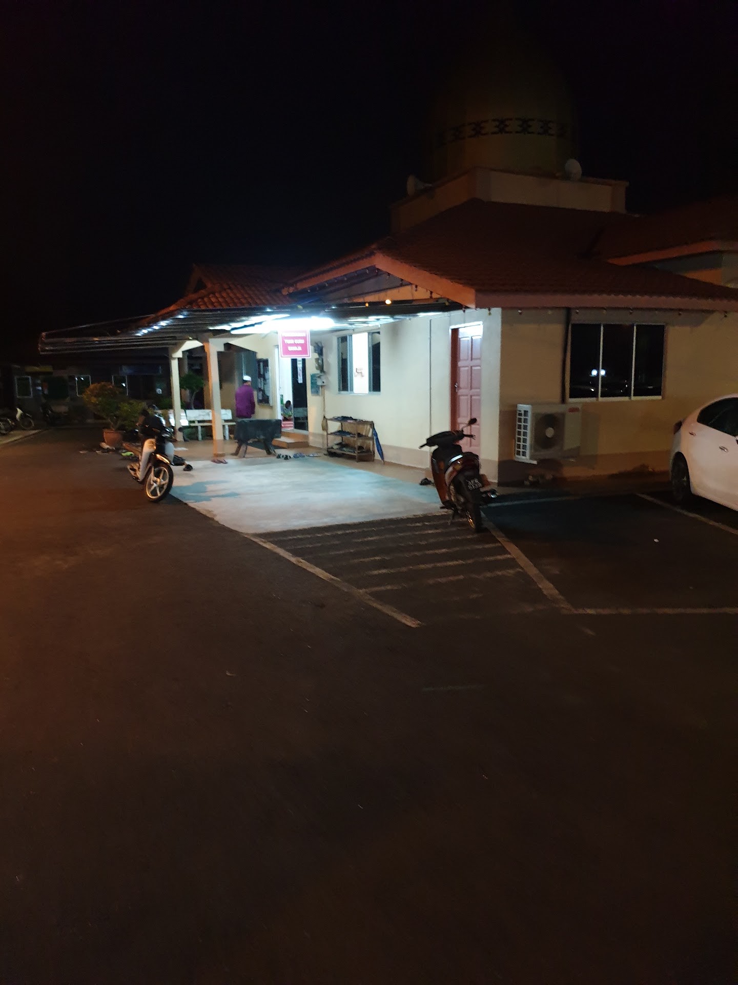 Gambar Masjid Mahmudiah