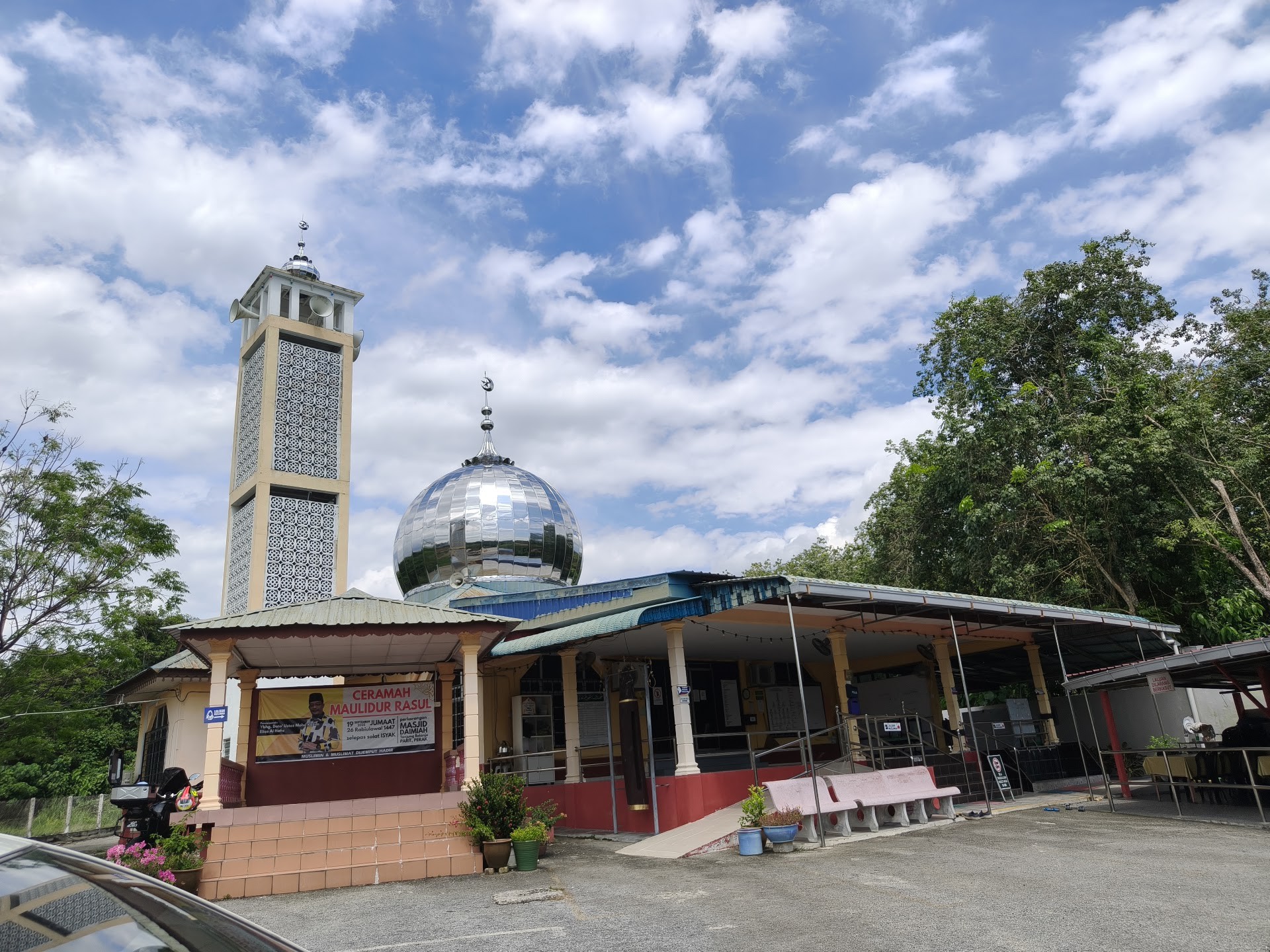 Gambar Masjid Daimiah