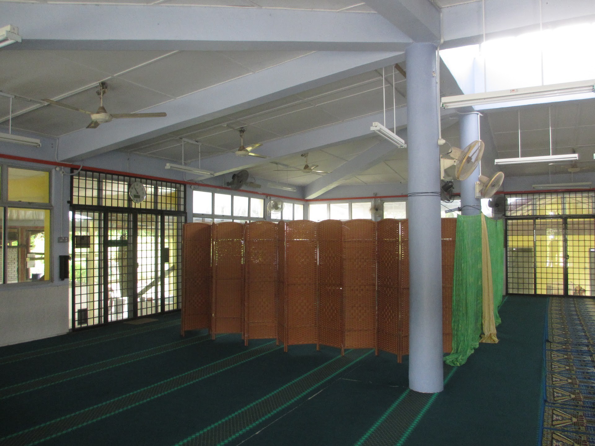 Gambar Masjid Al Rahmaniah