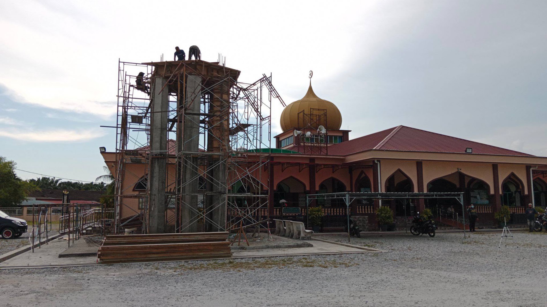 Gambar Masjid Khalifah Umar Abdul Aziz
