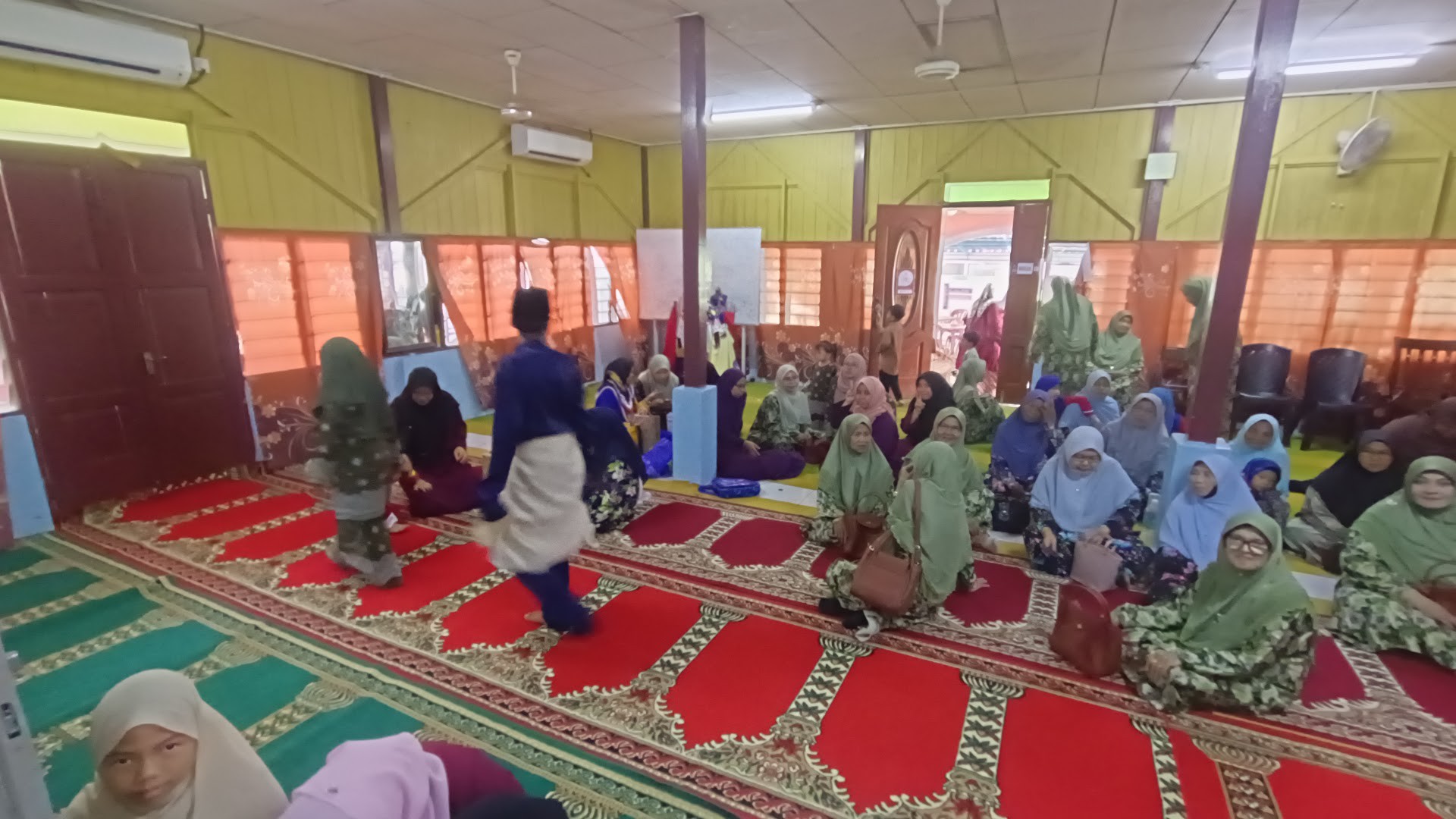 Gambar Masjid Ubudiah