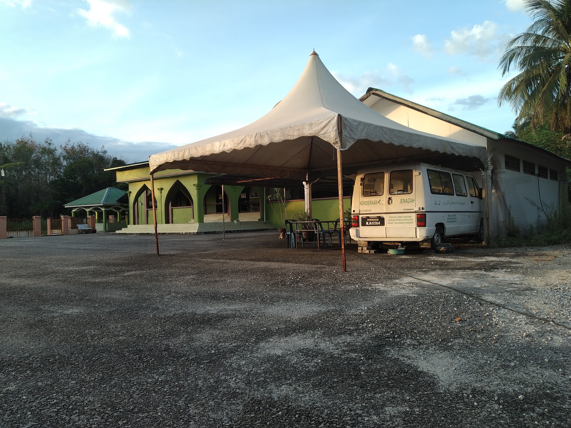 Gambar Masjid Pokok Macang (Lebai Senawi)