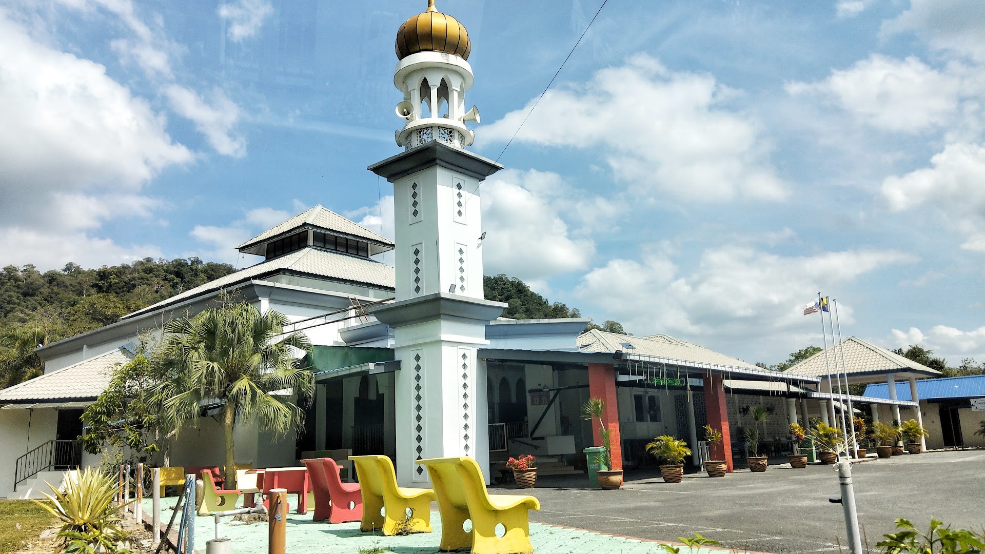 Gambar Masjid Ar-Raudhah