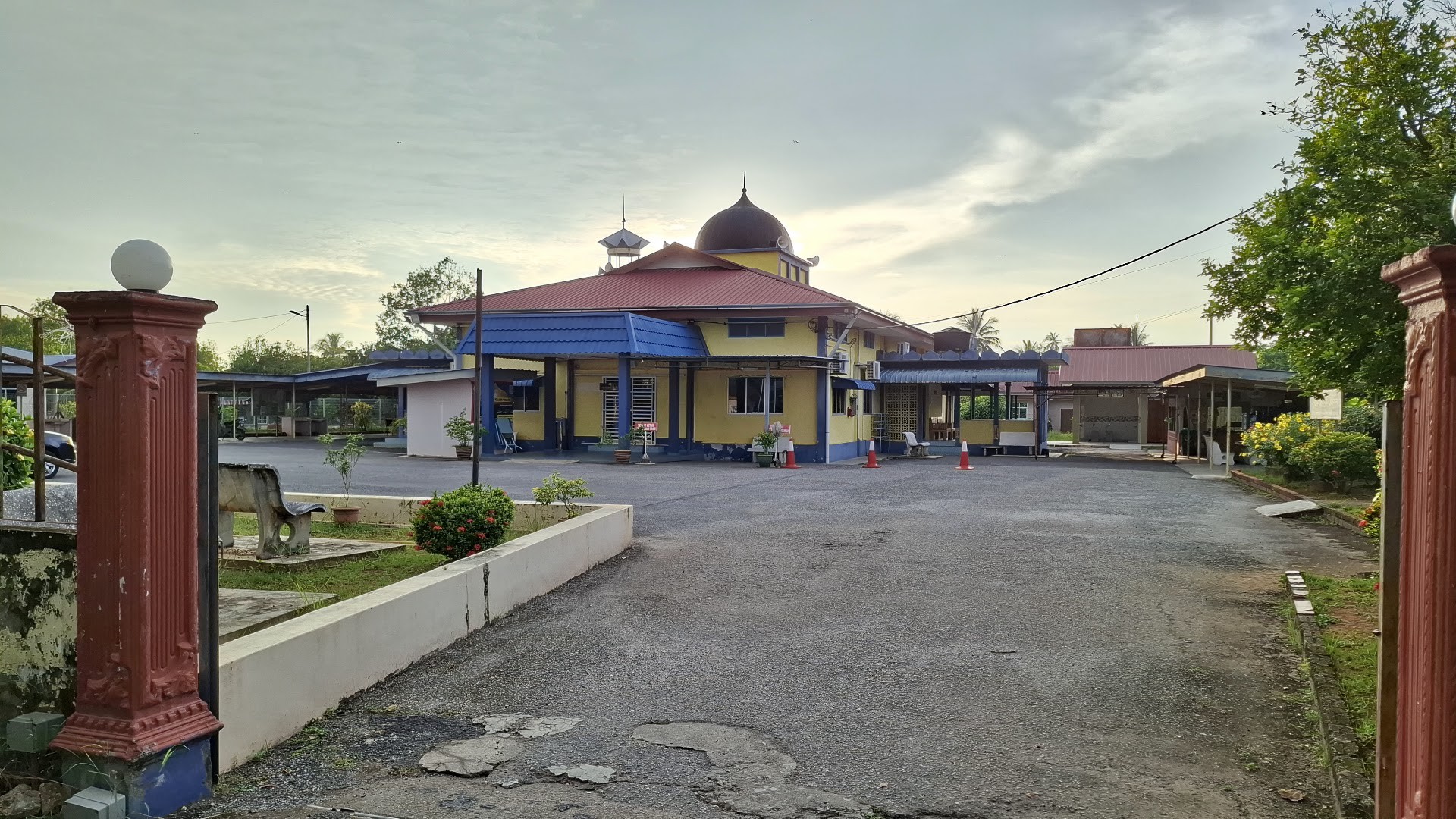 Gambar Masjid Jamek, Binjal