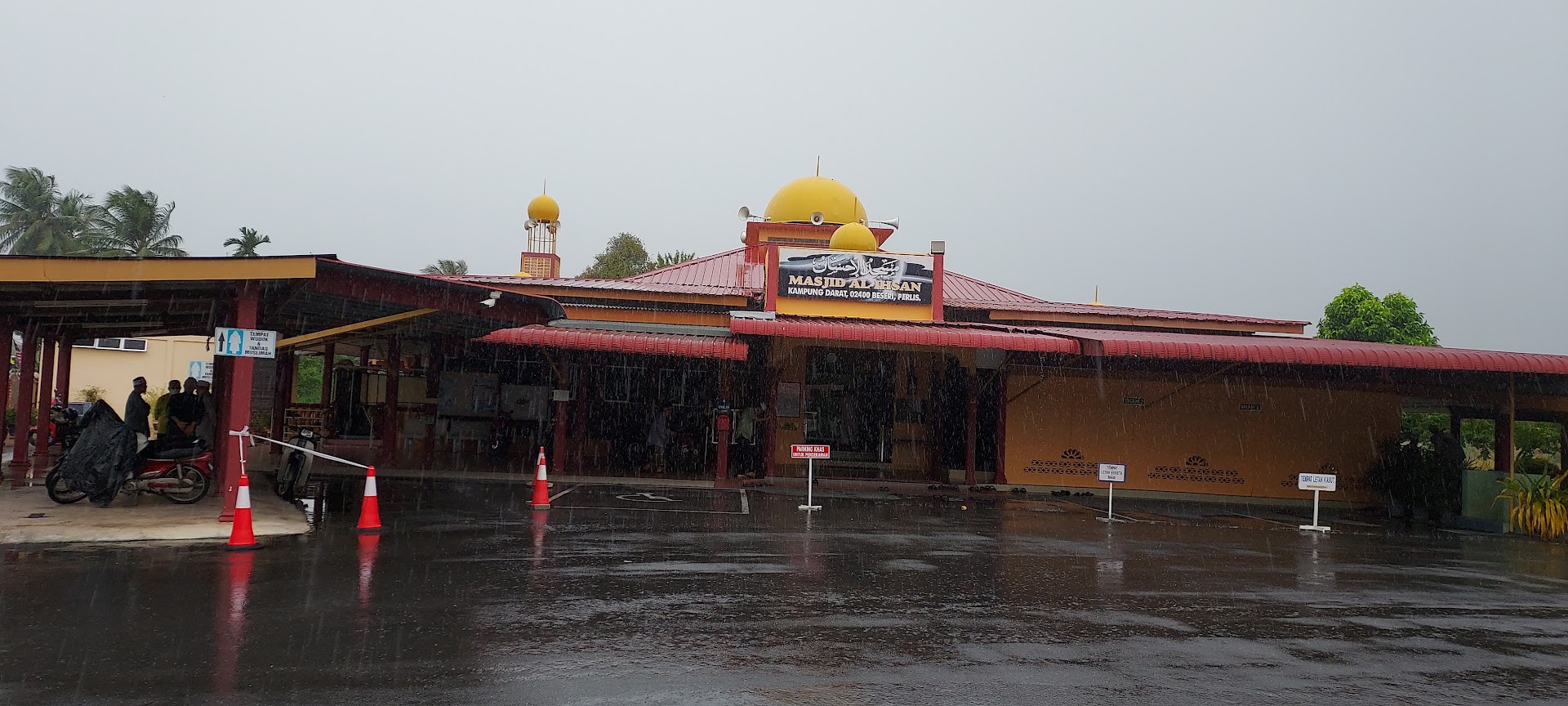 Gambar Masjid Al Ihsan