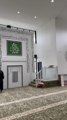 Gambar utama Surau Al-Firdaus (Surau Solat Jumaat)