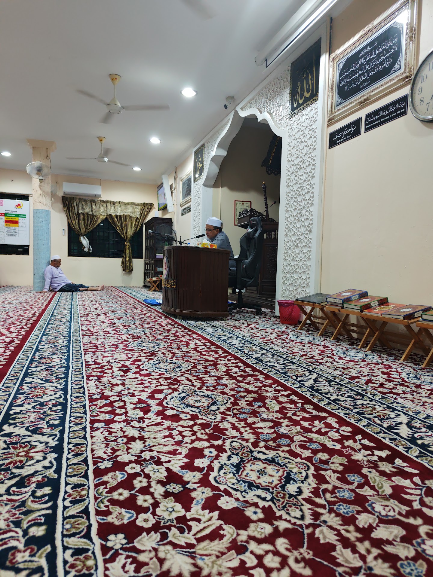 Gambar Masjid Mukim Aril