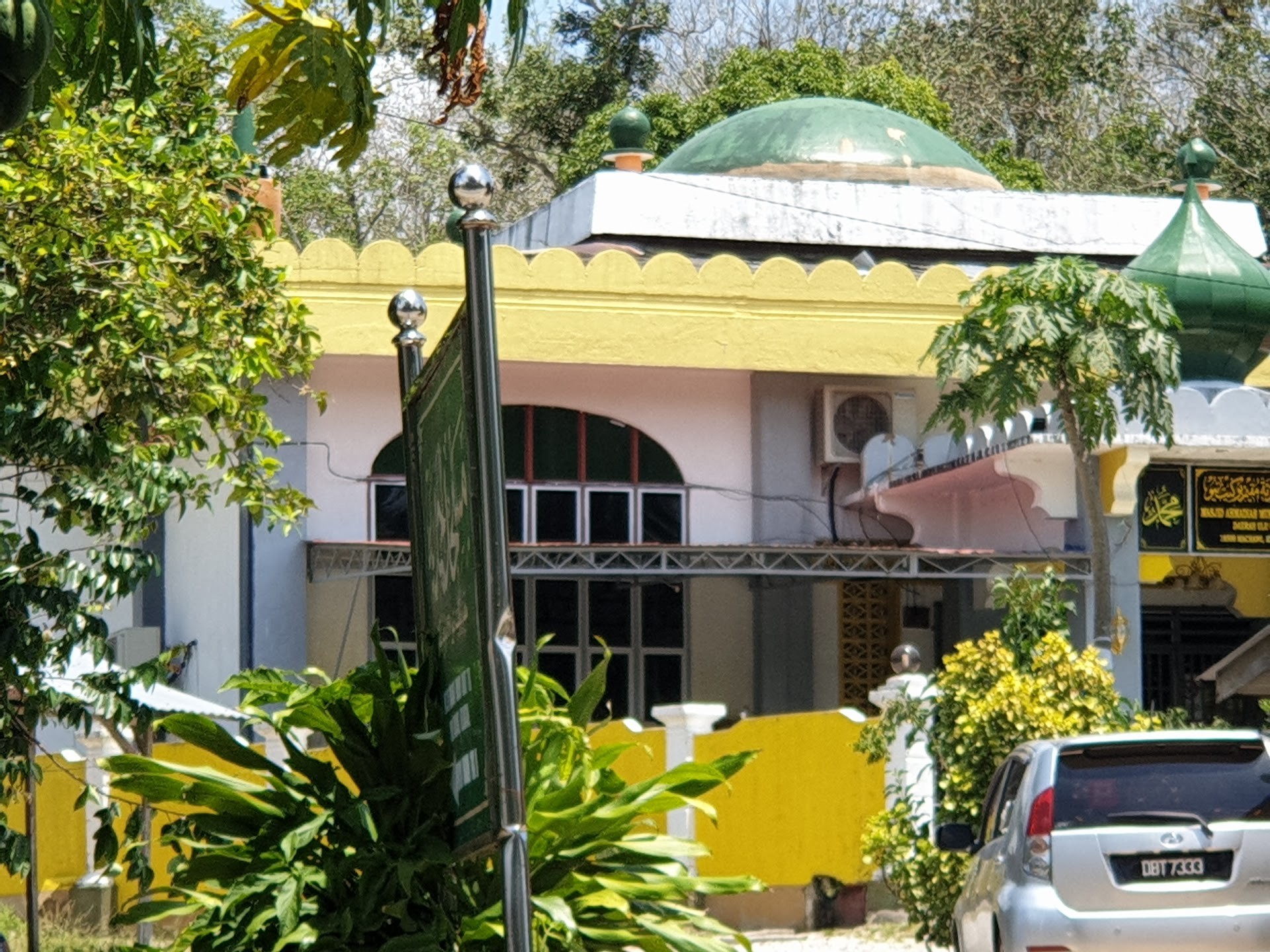 Gambar Masjid Mukim Bukit Tiu
