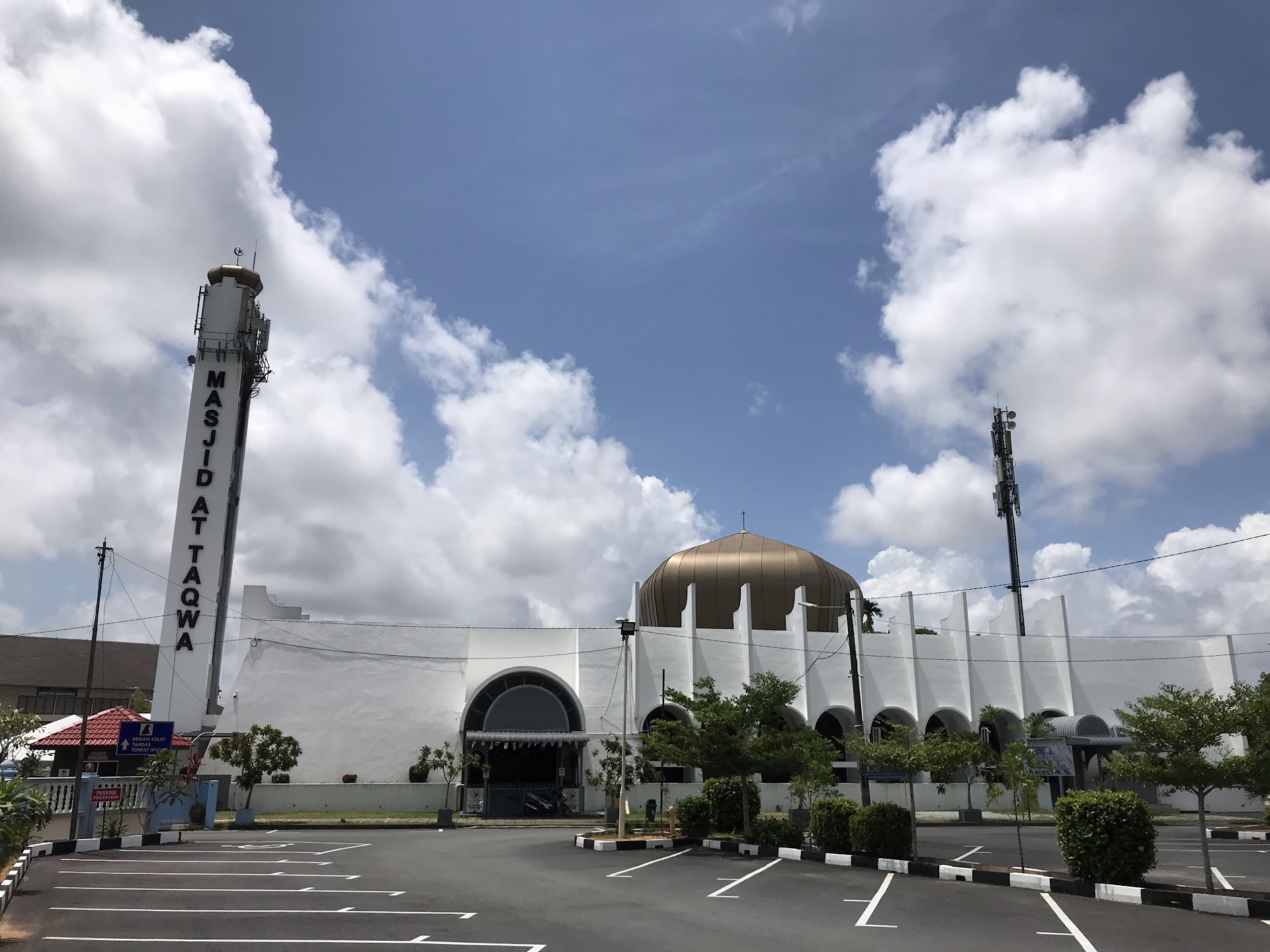 Gambar Masjid At-Taqwa, Durian Burung