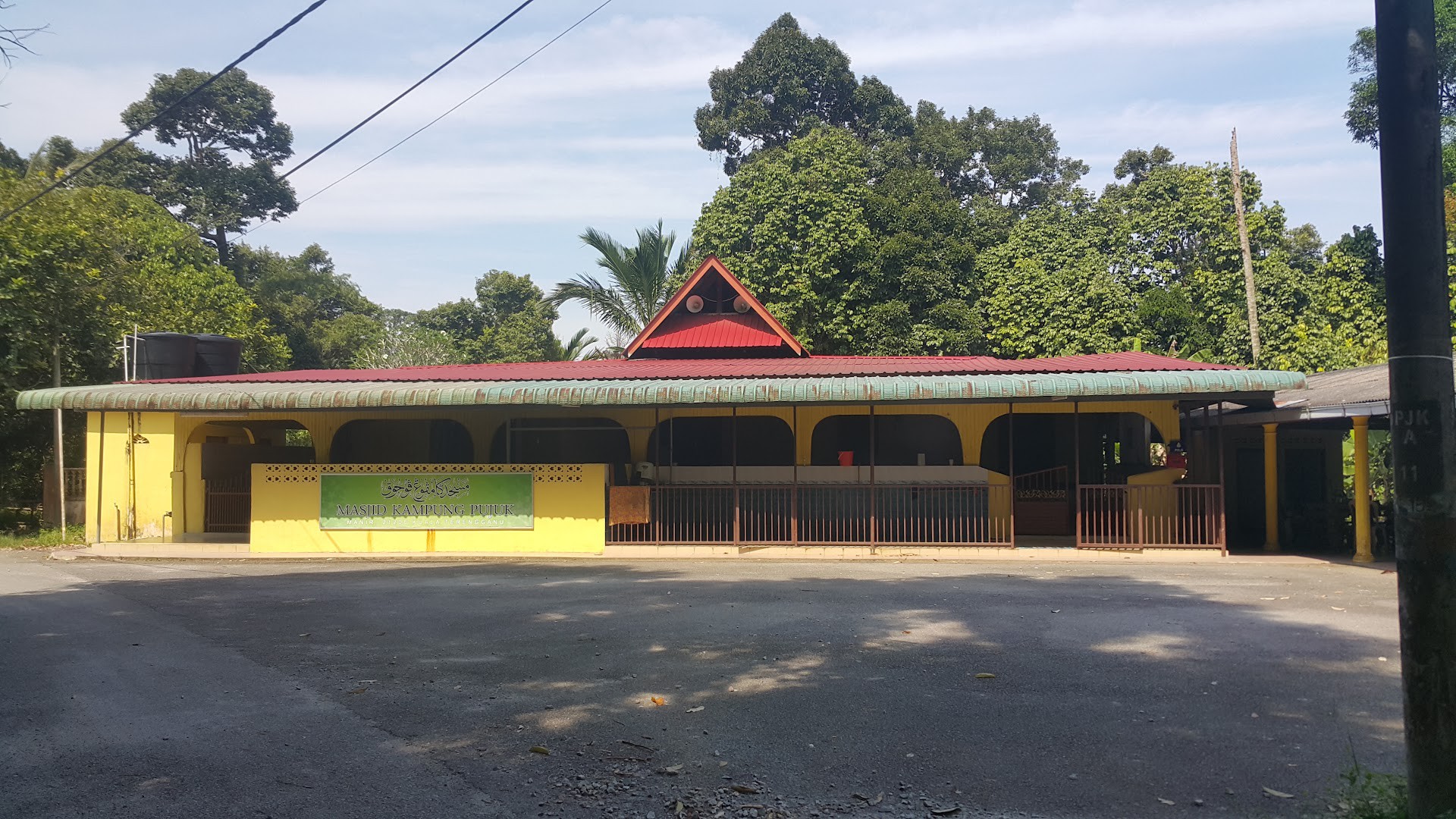 Gambar Masjid Kampung Pujuk