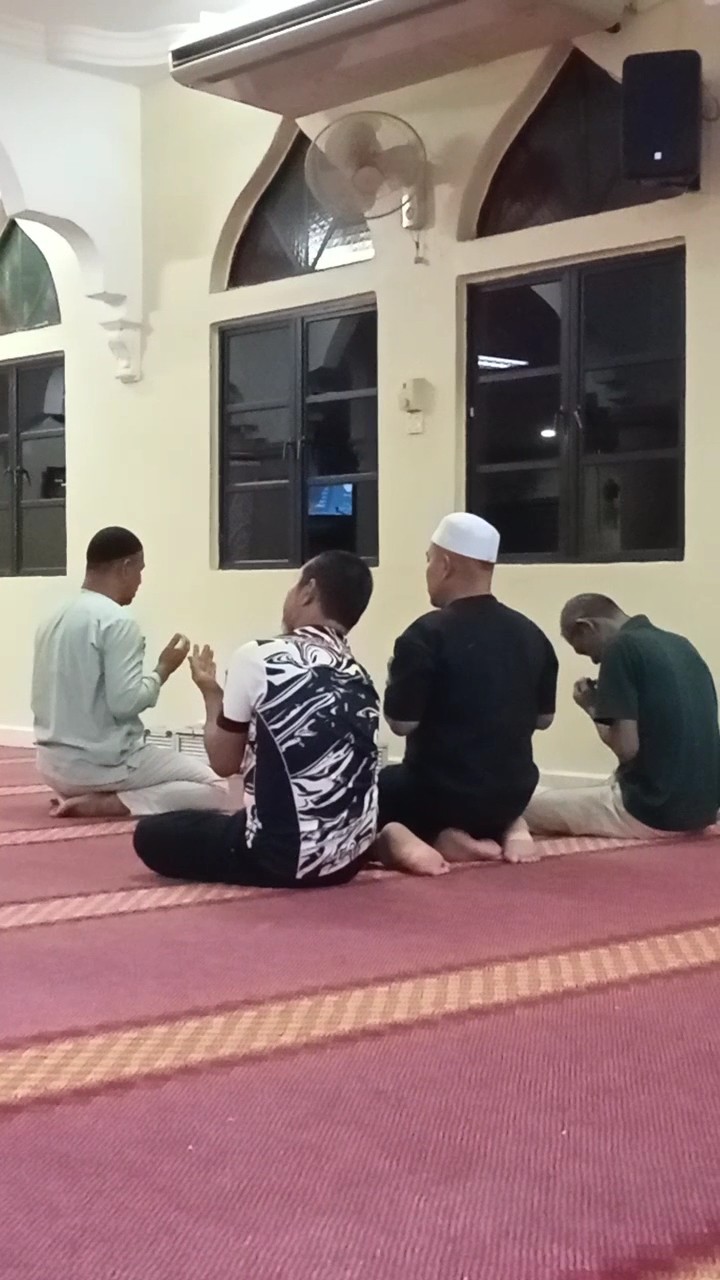 Gambar Masjid Kampung Pak Madah