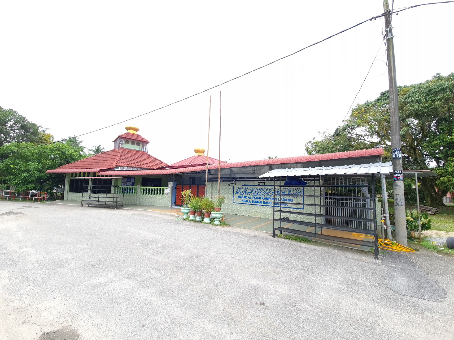 Gambar Masjid Al-Fattah Kampung Ladang